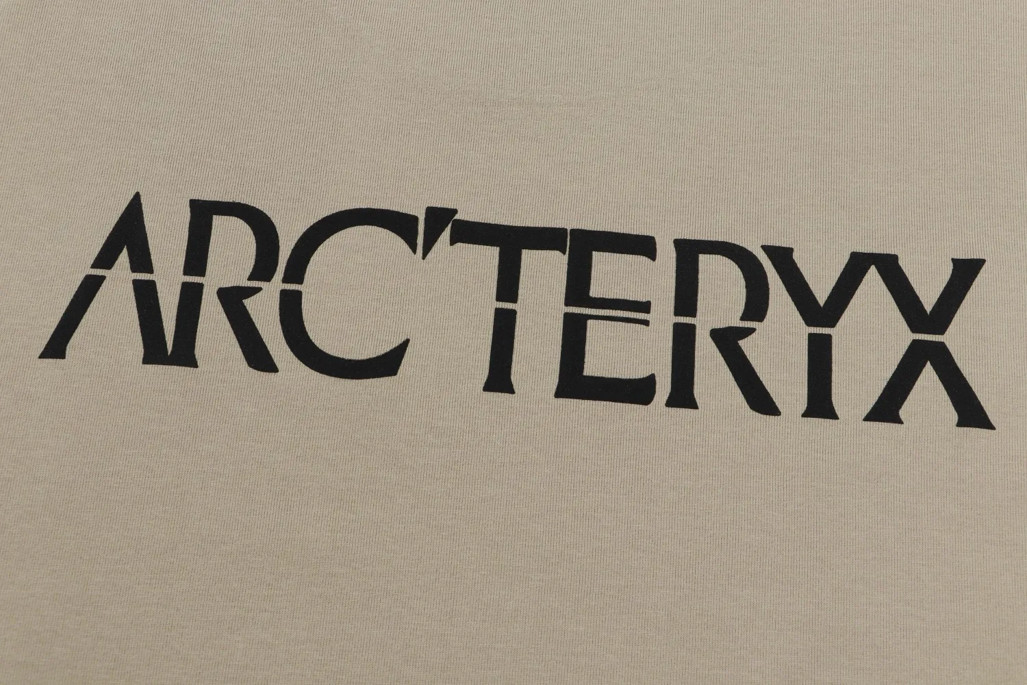 Arc’teryx ARC 23SS T 60 ， g 。 Breathable， ， ， 。 logo ， 。 ， 。 ， ， ， ， 。 Size:XS-L